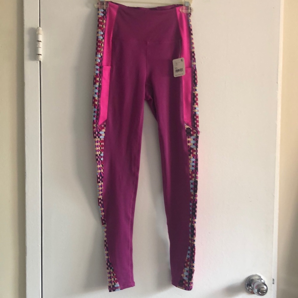 Free People color block leggings w pockets NWT
